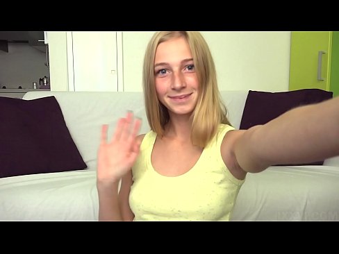 ❤️ Amikor unatkozom, lustán maszturbálom a rózsaszín puncimat... Orosz pornó at hu.stroybassein.ru